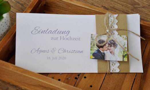 Vintage Einladungskarten Hochzeit mit Kraftpapier Banderole, Spitze mit Foto, diy