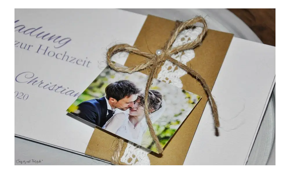 Vintage Einladungskarten Hochzeit mit Kraftpapier Banderole, Spitze mit Foto, diy