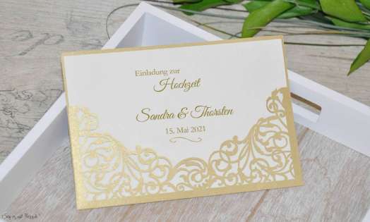 Hochzeitseinladungen gold Lasercut Spitze edel