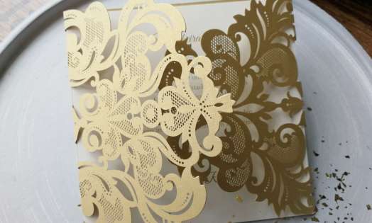 Einladungskarten Hochzeit gold weiß Laser cut