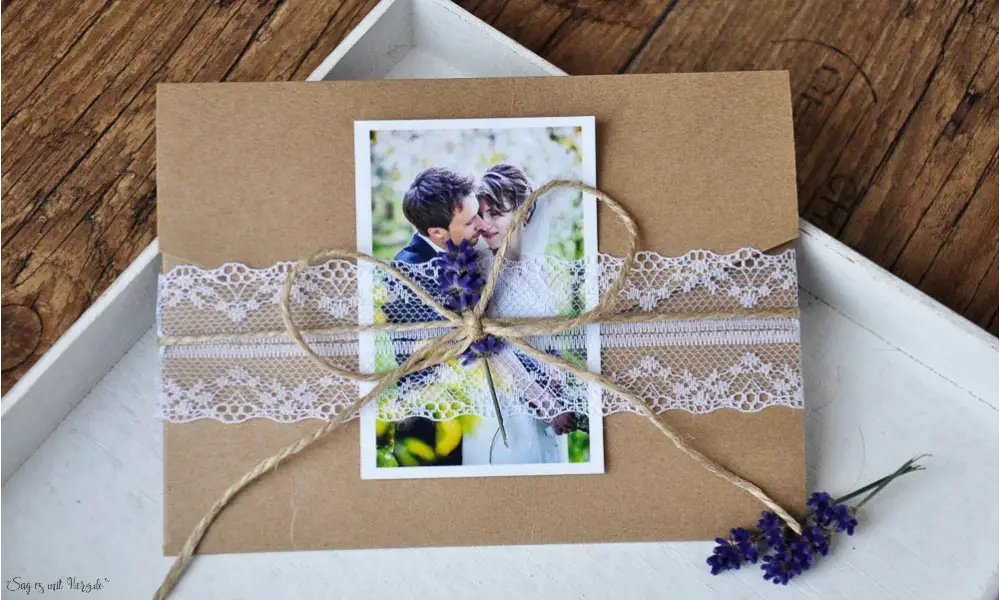 Hochzeitseinladungen Pocketfold Kraftpapier Spitze Einladungskarten mit Foto Hochzeit Vintage diy