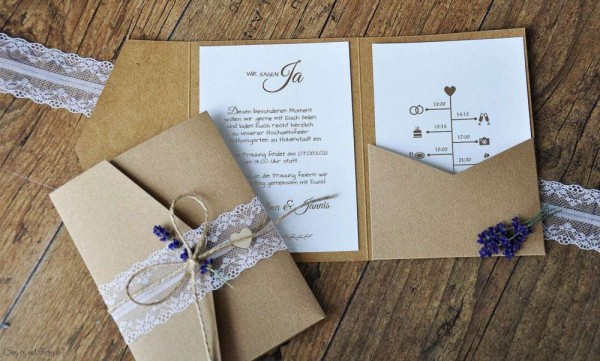 Pocketfold Hochzeitseinladungen diy Kraftpapier weiße Spitze Einladungskarten Hochzeit