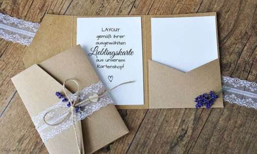 Pocketfold Hochzeitseinladungen diy Kraftpapier weiße Spitze Einladungskarten Hochzeit