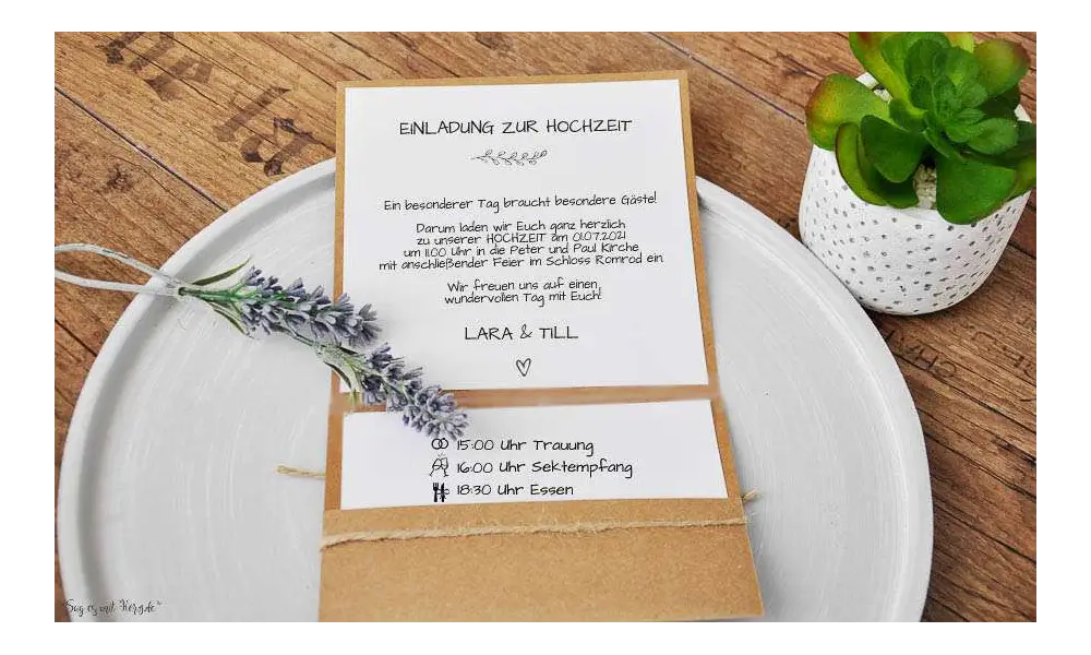 Einladungskarten Hochzeit Pocketfold Kraftpapier Vintage Spitze mit Foto