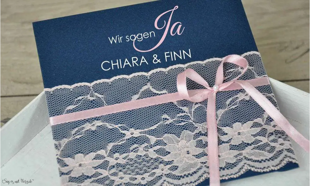 Einladungskarten Hochzeit dunkelblau rosa Spitze