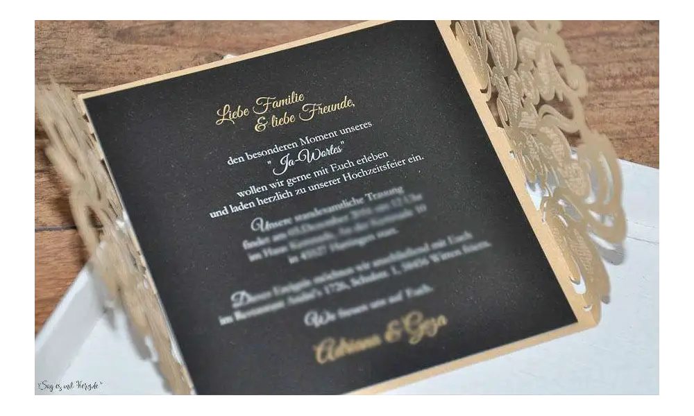 Einladungskarte Hochzeit gold schwarz Lasercut Spitze