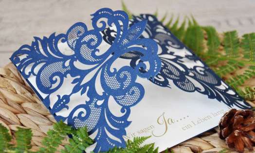 Einladungskarten Hochzeit blau gold Lasercut