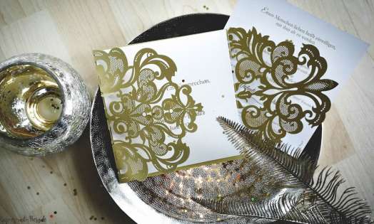 Hochzeitseinladungen in gold Lasercut Spitze