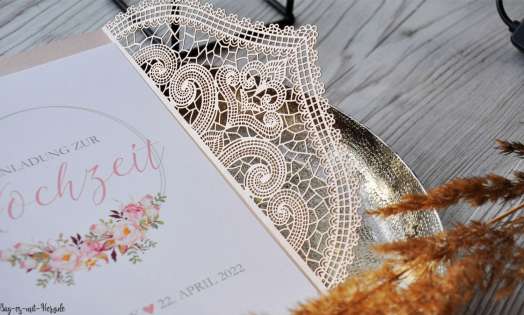 Einladungskarten Hochzeit rosa Lasercut Spitze