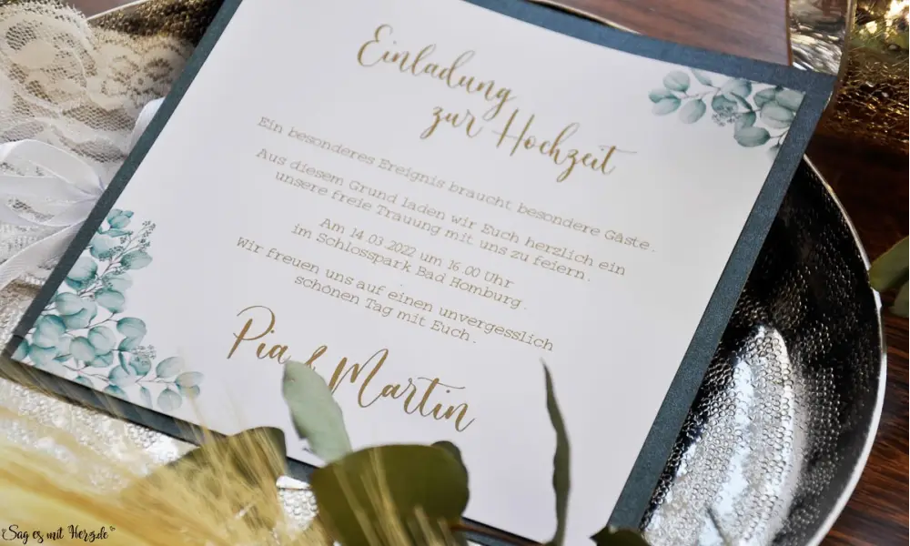 Einladungskarten Hochzeit Spitze Eukapyptus grün weiß gold Boho