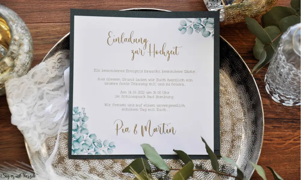 Einladungskarten Hochzeit Spitze Eukapyptus grün weiß gold Boho