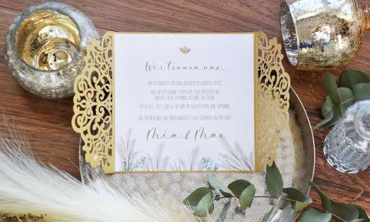 Einladungskarten Hochzeit gold Lasercut