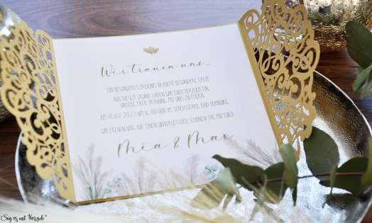 Einladungskarten Hochzeit gold Lasercut