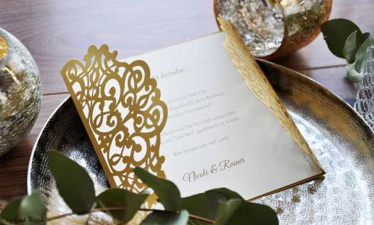 Einladungskarten Hochzeit gold Lasercut