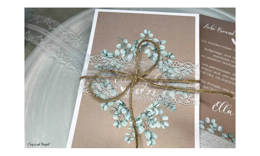 Einladungskarte Hochzeit Kraftpapier Spitze Eukalyptus Postkarte