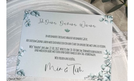 Einladungskarten Hochzeit soft Greenery mintgrün Eukalyptus Postkarte