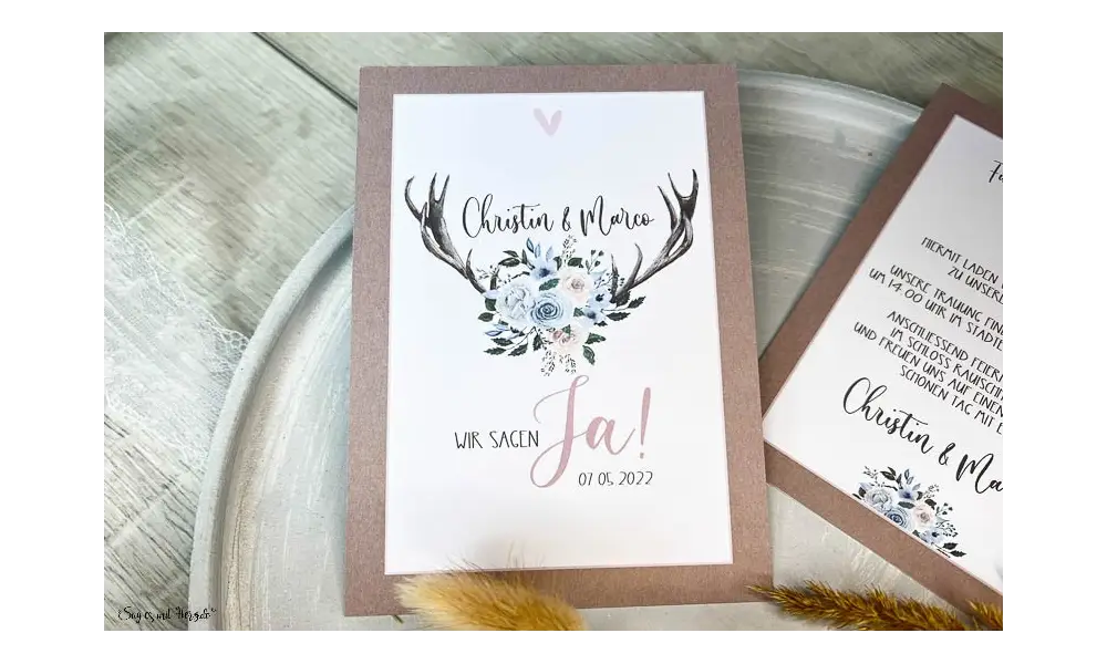 Einladungskarte Hochzeit Geweih Kraftpapier floral