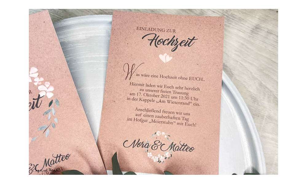 Einladungskarten Hochzeit Kraftpapier apricot Blumen floral